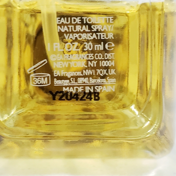 Giorgio Beverly Hills Eau de Toilette Natural Spray 1 oz / 30 ml - Picture 3 of 4